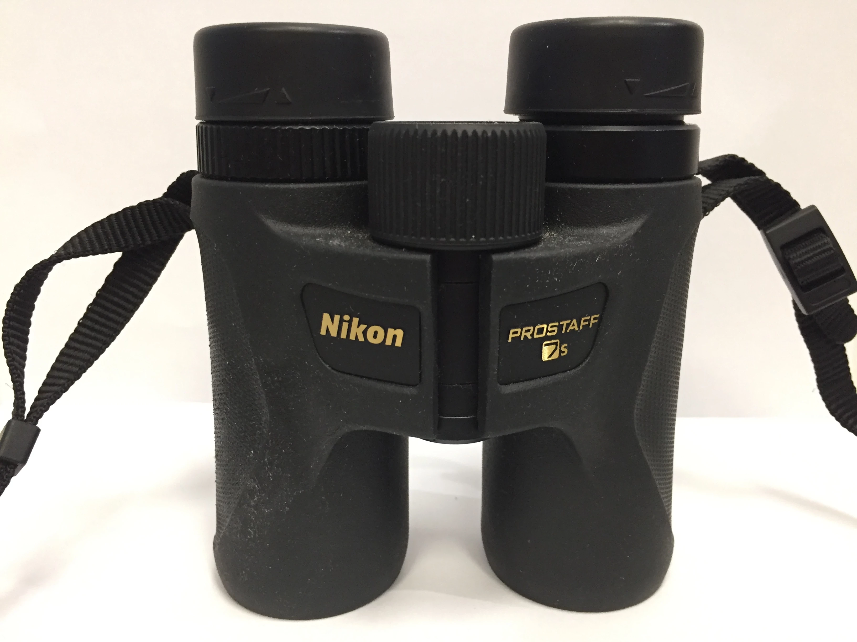 lornetka-nikon-prostaff-7s-10x30-42-mm-polecam-ean-gtin-0018208089338