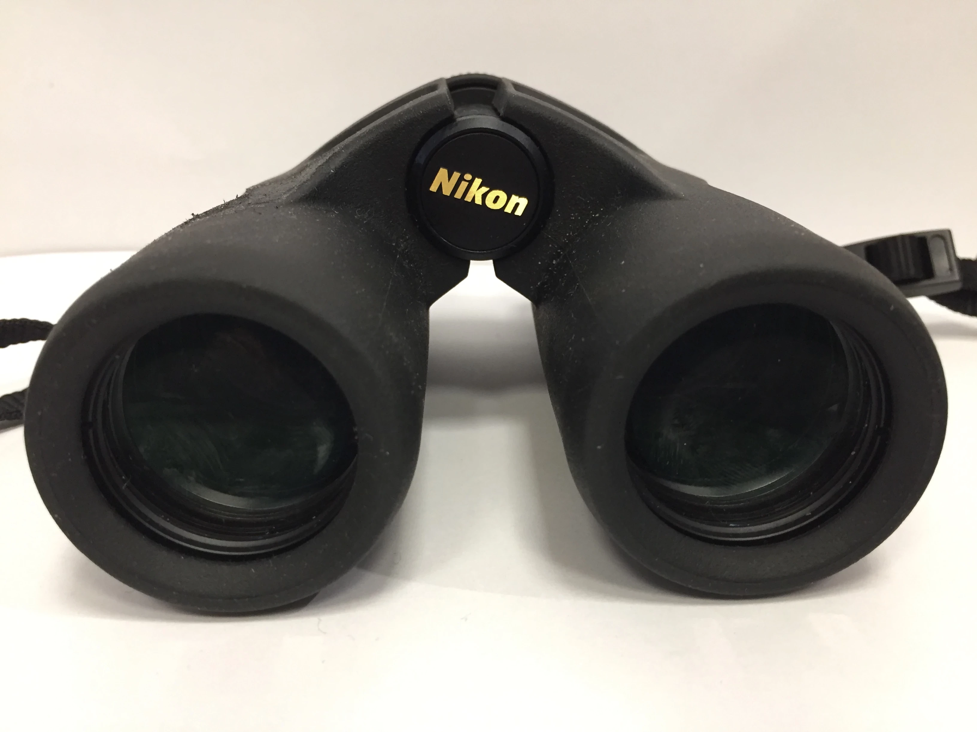 lornetka-nikon-prostaff-7s-10x30-42-mm-polecam-waga-lornetki-645