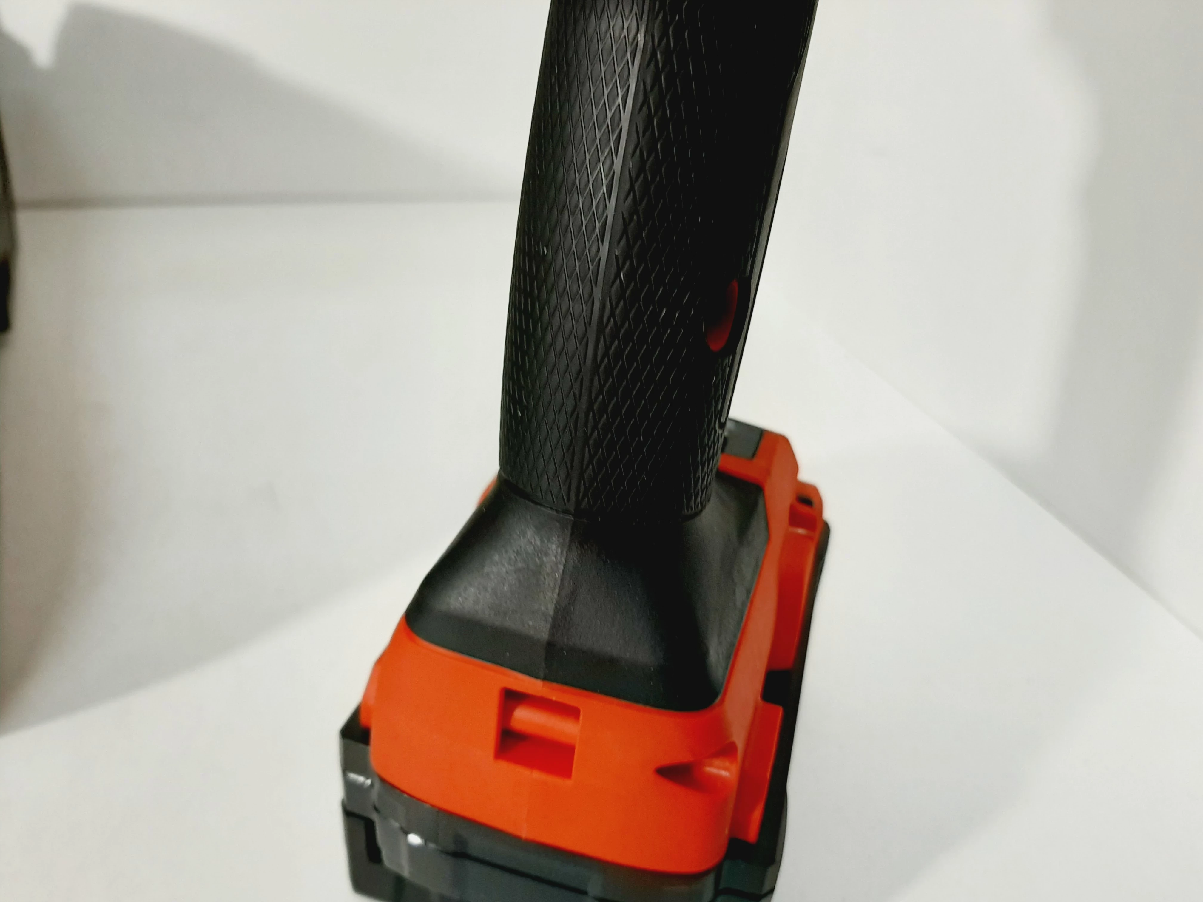 klucz-udarowy-milwaukee-m18-fhiwf12-ean-gtin-4058546028688