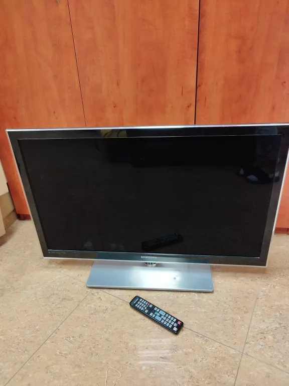 TV SAMSUNG UE40C6000