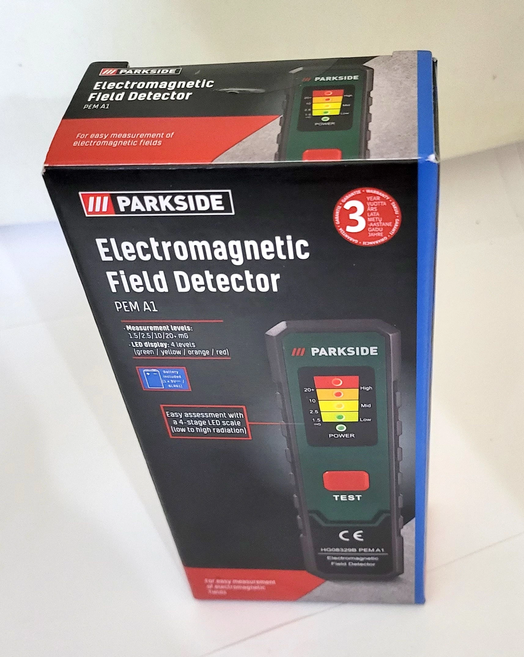 detektor-elektromagnetyczny-parkside-zasilanie-bateryjne