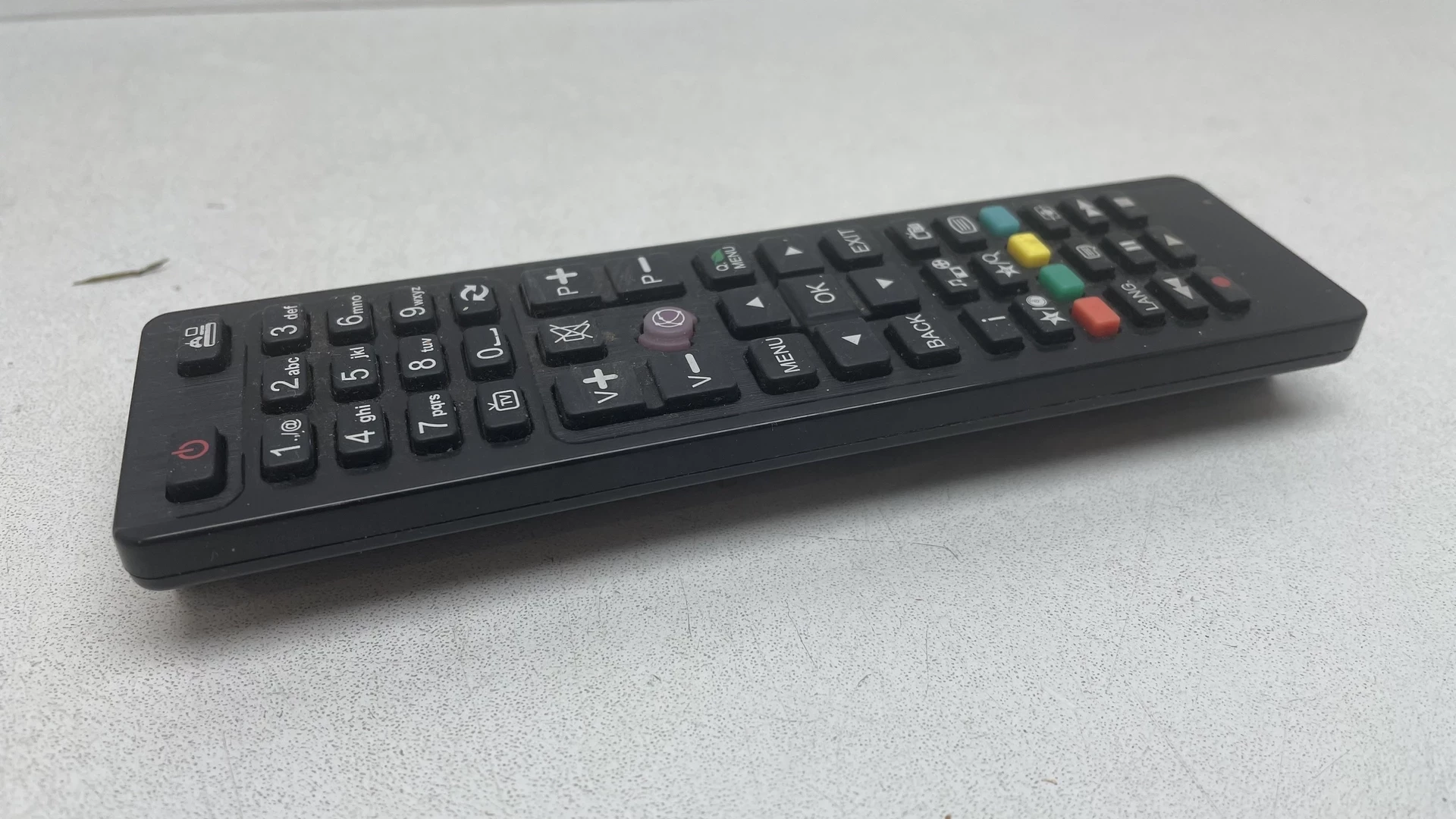 telewizor-technika-42-278b-typ-telewizora-led