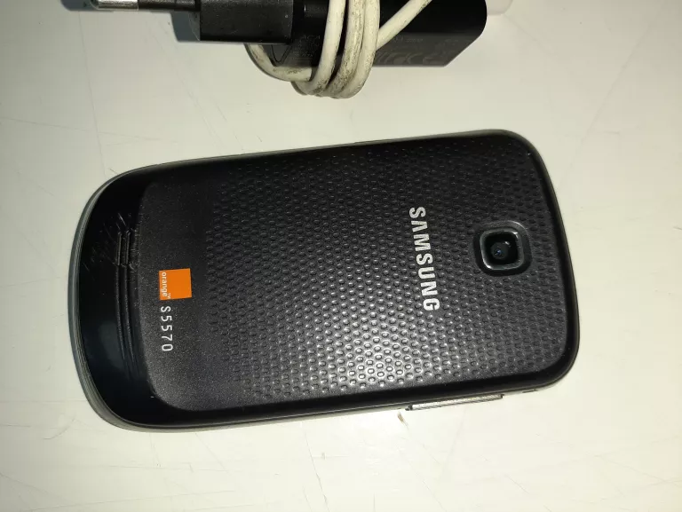 TELEFON SAMSUNG MINI S5570 ORANGE USZK OPIS!
