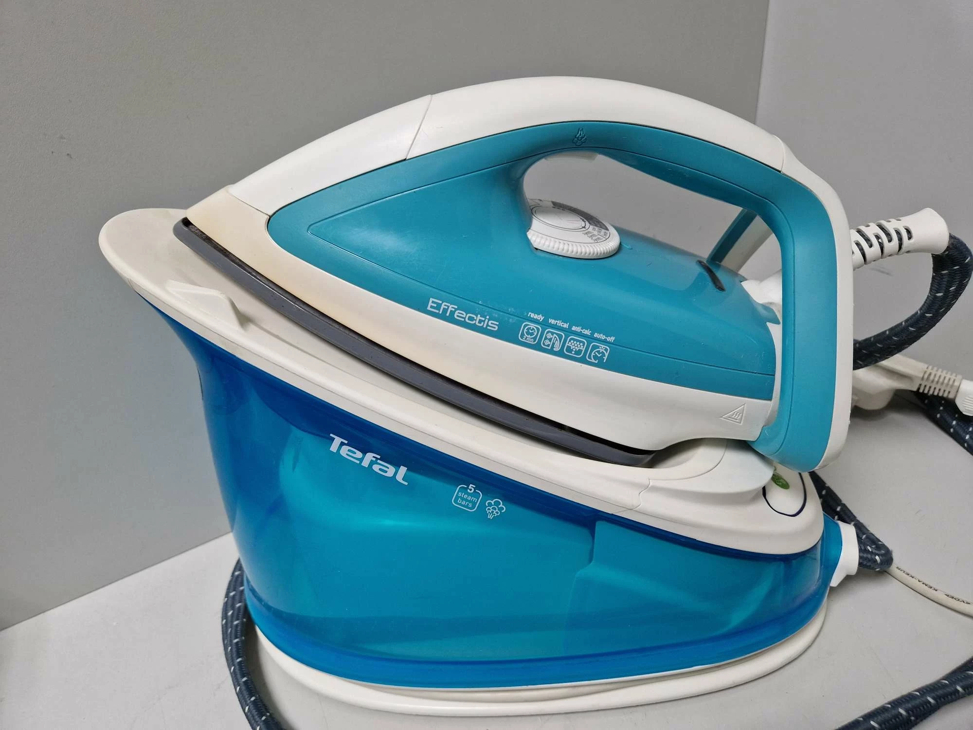 stacja-parowa-tefal-gv6720-niesprawna-moc-20000