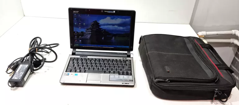 LAPTOP ACER ASPIRE ONE + ZASILACZ + TORBA