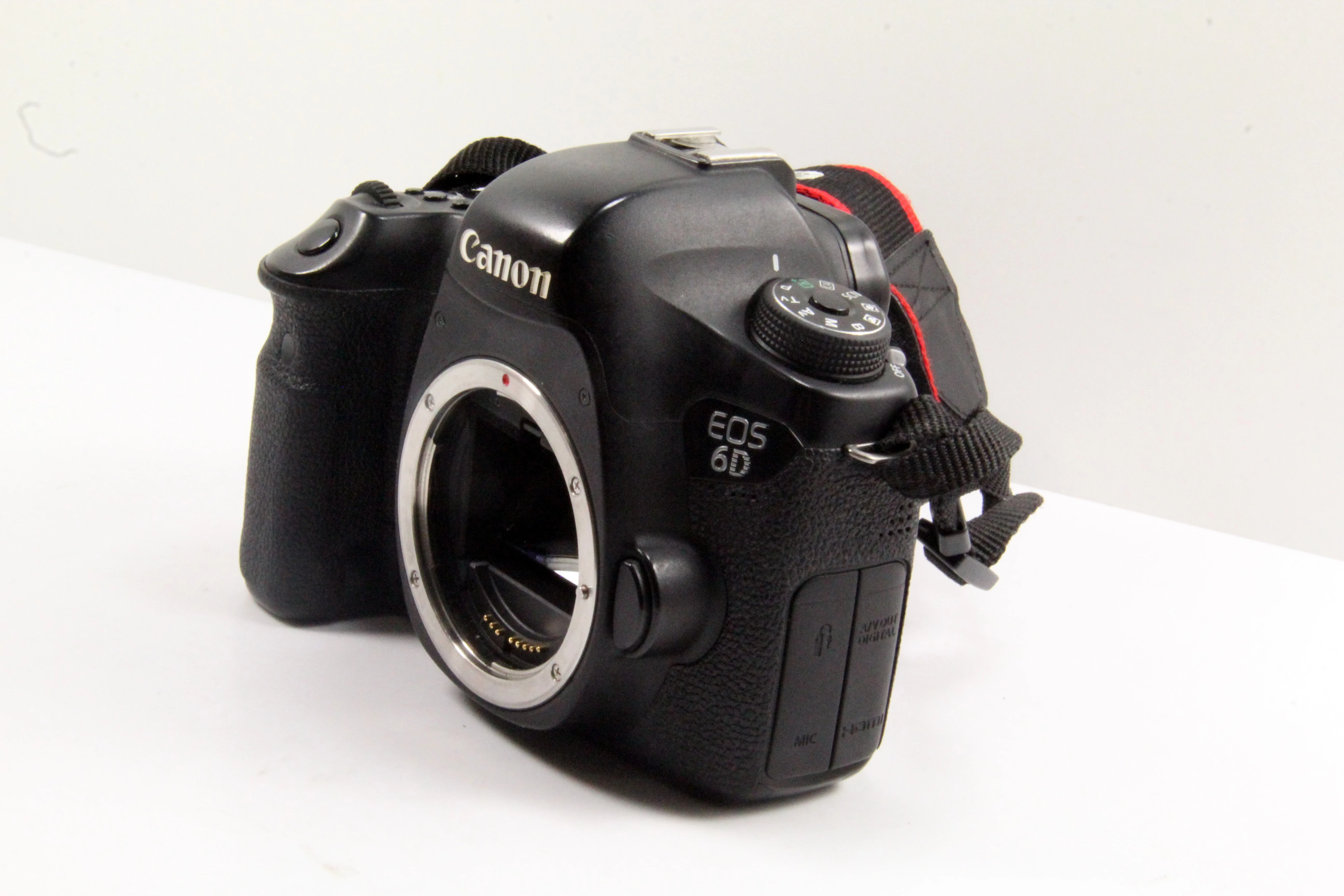 aparat-canon-eos-6d-ds126401-rozdzielczosc-181