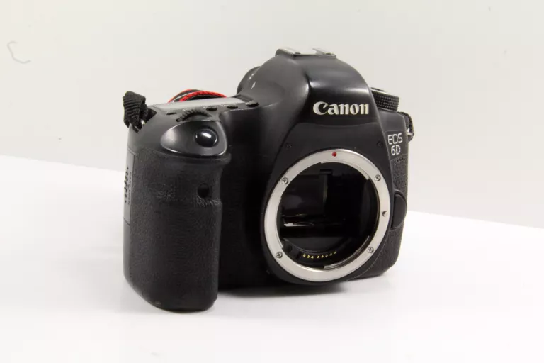 aparat-canon-eos-6d-ds126401-gorczewska-21-warszawa