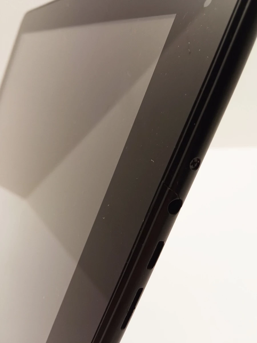 tablet-mytab-10-uszkodzony-kolor-czarny