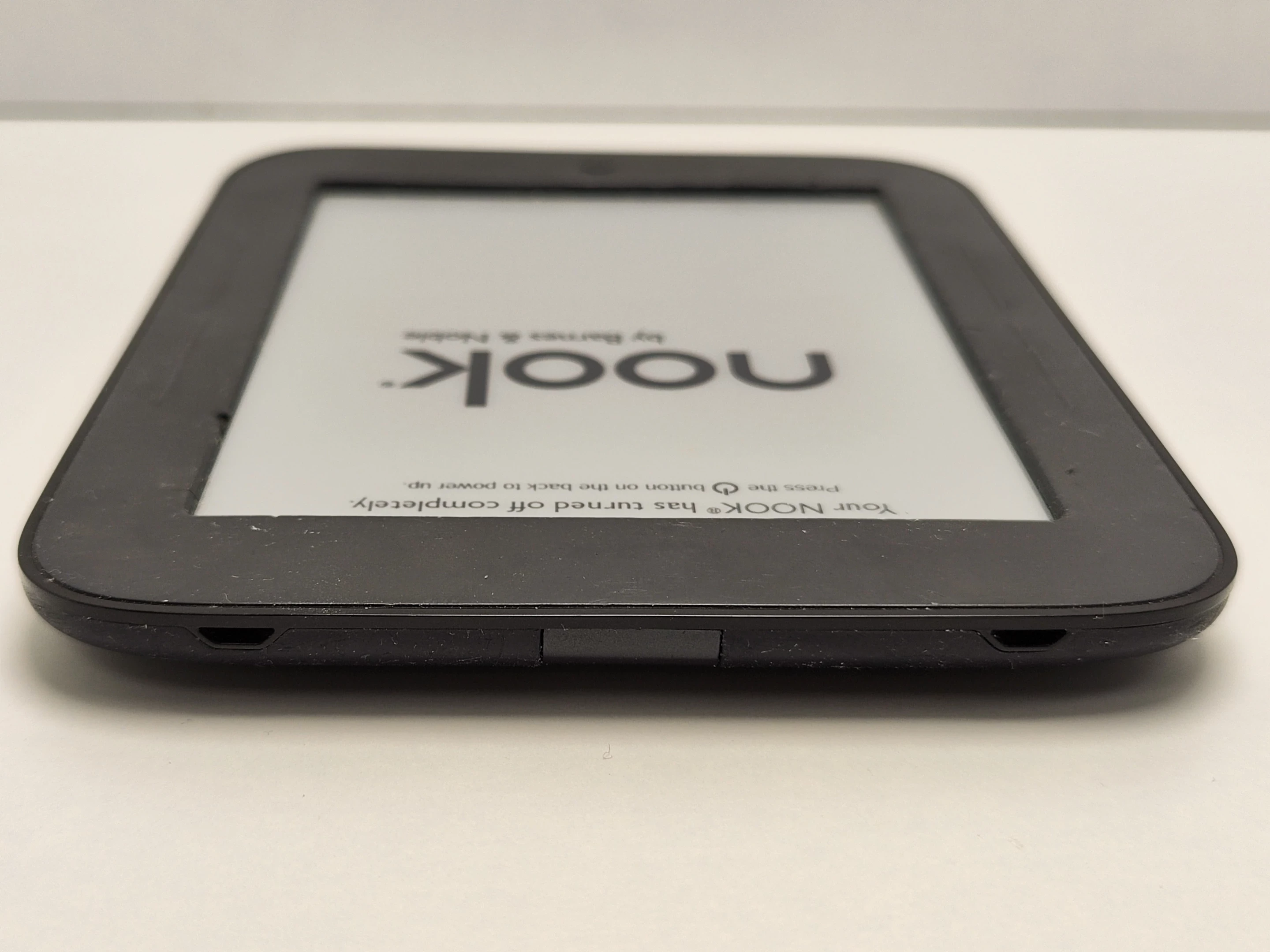 czytnik-ebook-barnes-noble-nook-przekatna-ekranu-inna