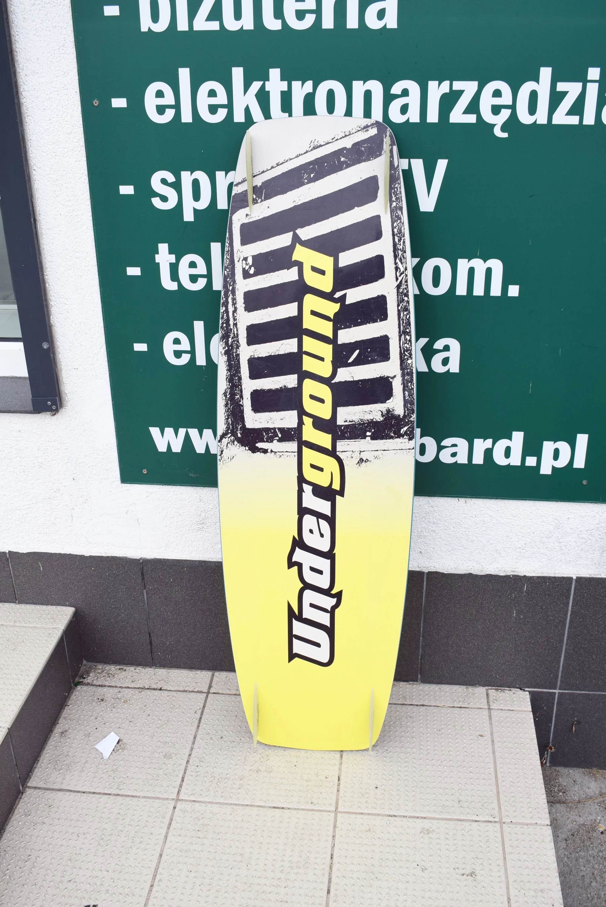 deska-wakeboard-underground-flx-22-120cm-dlugosc-calkowita-146