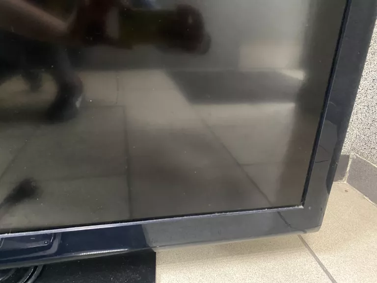 TELEWIZOR LG 42LE4500
