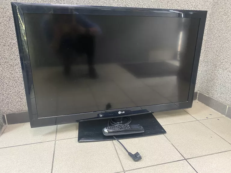 TELEWIZOR LG 42LE4500