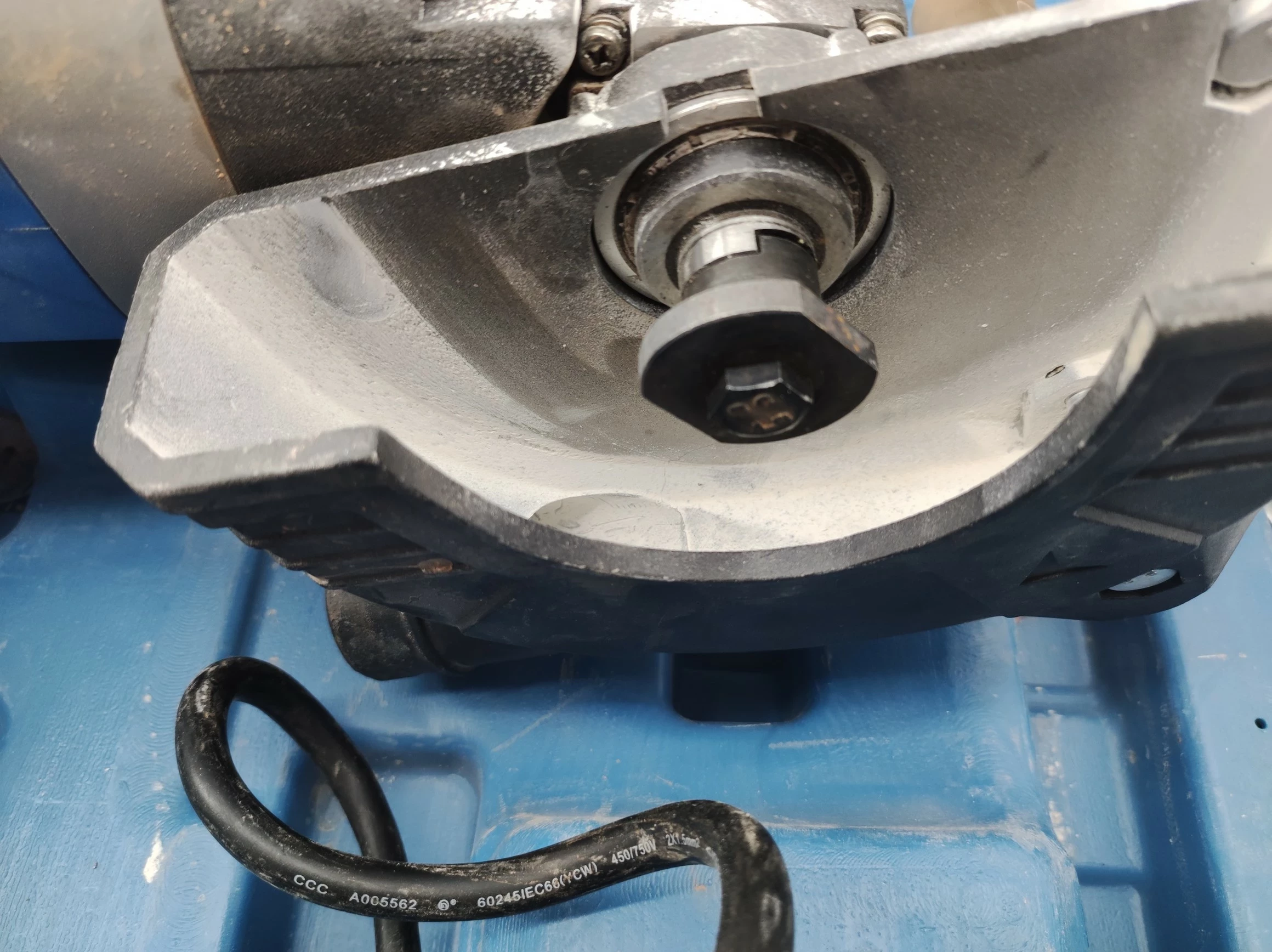 bruzdownica-graphite-pro-59gp300-2400w-150mm-kod-producenta-59gp300