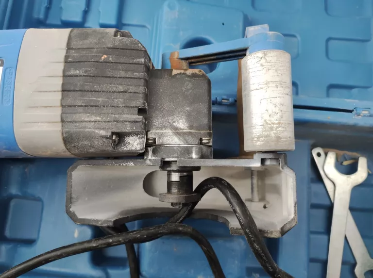 bruzdownica-graphite-pro-59gp300-2400w-150mm-marka-graphite