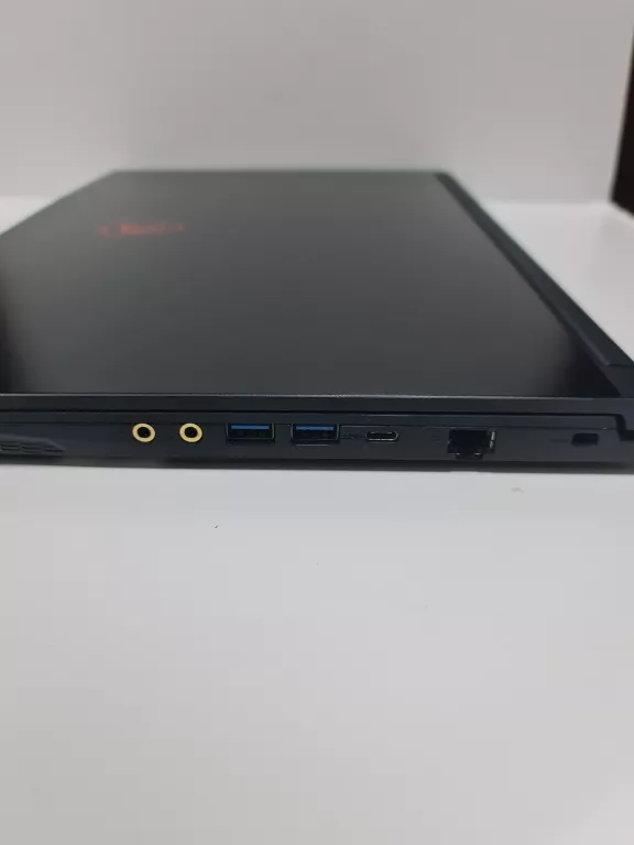 LAPTOP MSI GF63 8RC I7 / 8GB / 256GB / GTX1050