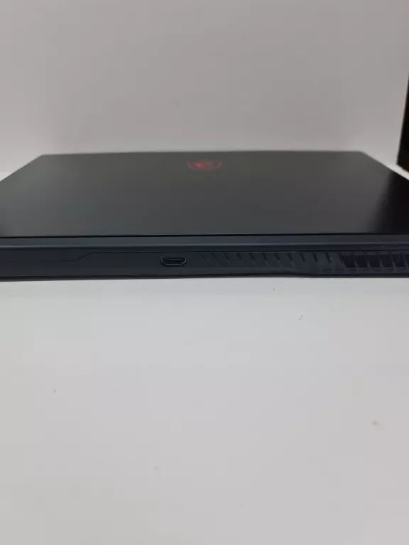 LAPTOP MSI GF63 8RC I7 / 8GB / 256GB / GTX1050