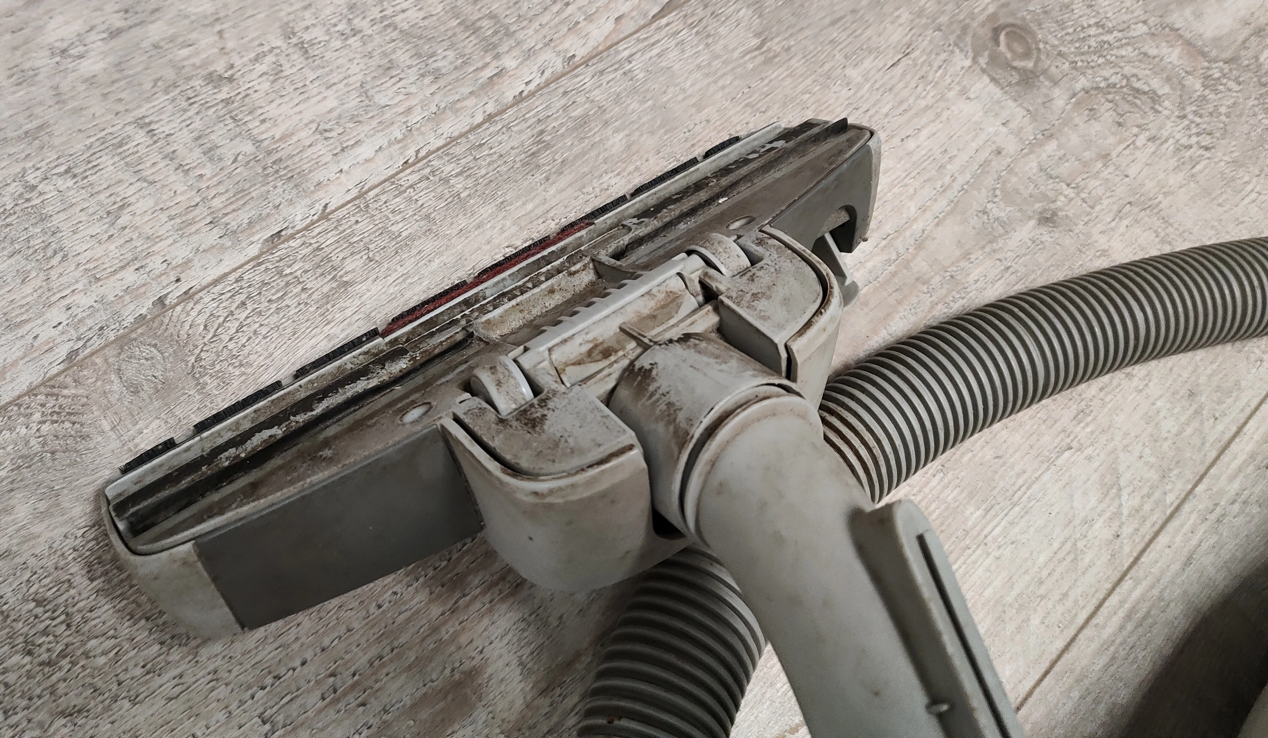 odkurzacz-bezworkowy-vax-vec-101-rodzaj-odkurzacza-bezworkowy