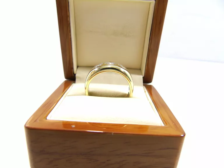 ZŁOTY PIERŚCIONEK PR.500 R. 23 BRYLANT 1,47CT