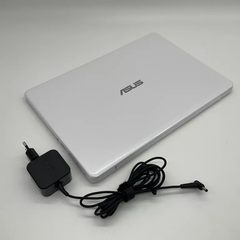 LAPTOP ASUS E406M