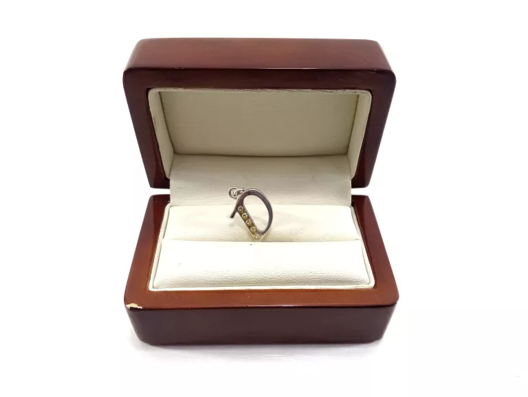 swietna-srebrna-zawieszka-litera-d-tysiaclecia-2a-nowe-miasto-lubawskie