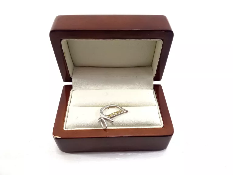 swietna-srebrna-zawieszka-litera-d-stan-nie-wymaga-renowacji