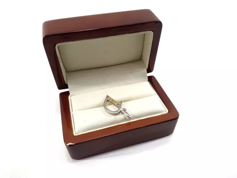 swietna-srebrna-zawieszka-litera-d-material-dominujacy-srebro