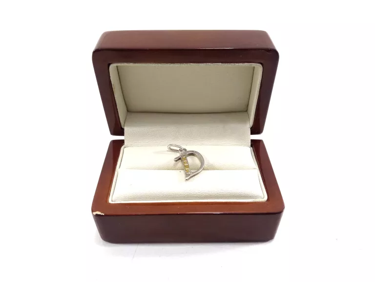 swietna-srebrna-zawieszka-litera-d-tysiaclecia-2a-nowe-miasto-lubawskie