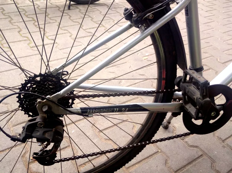 rower-trekkingowy-riverside-120-btwin-decathlon-model-riverside-120