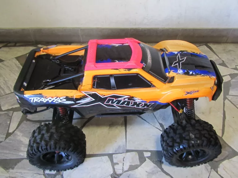 AUTO STEROWANE TRAXXAS X-MAXX 8S 4WD DUZY SZYBKI