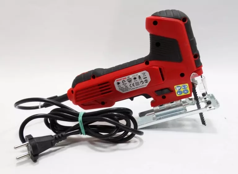 wyrzynarka-elektryczna-600-w-regulacja-hecht-1546-marka-hecht