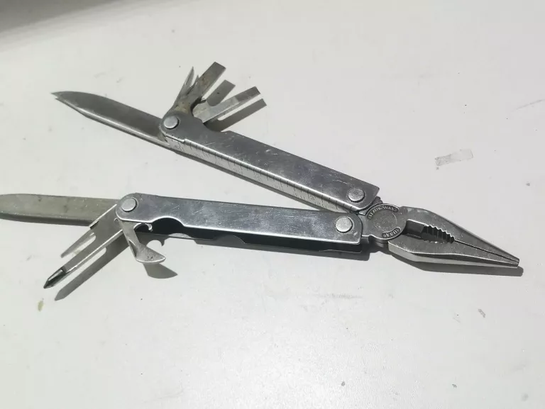 multitool-leatherman-tool-us-reg-tm-1325473-narzedzia-brak