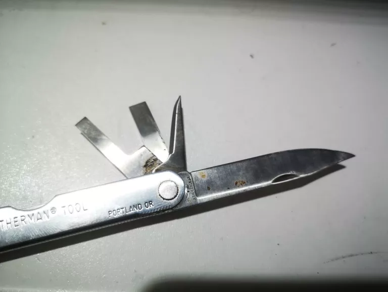 MULTITOOL LEATHERMAN TOOL US REG TM 1325473.