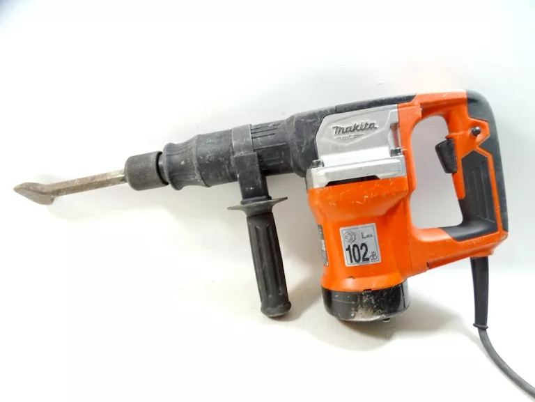 mlot-udarowy-makita-m8600-900w-dluto-nowosielska-40i-bialystok-sj