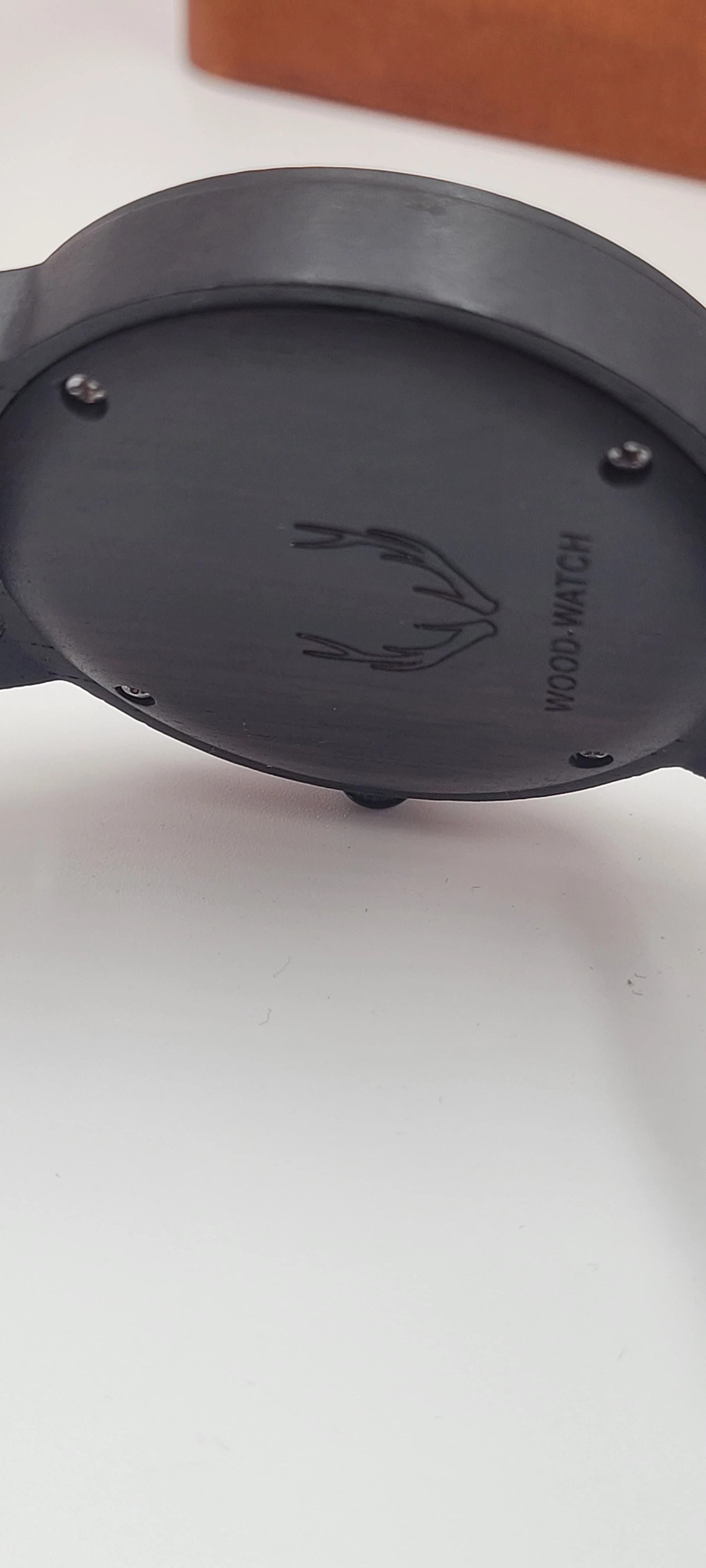 zegarek-drewniany-woodison-wood-watch-heban-typ-nareczny