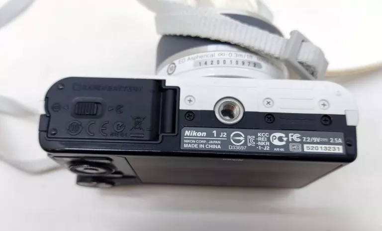 aparat-nikon-1-j2-bialy-stan-uzywany