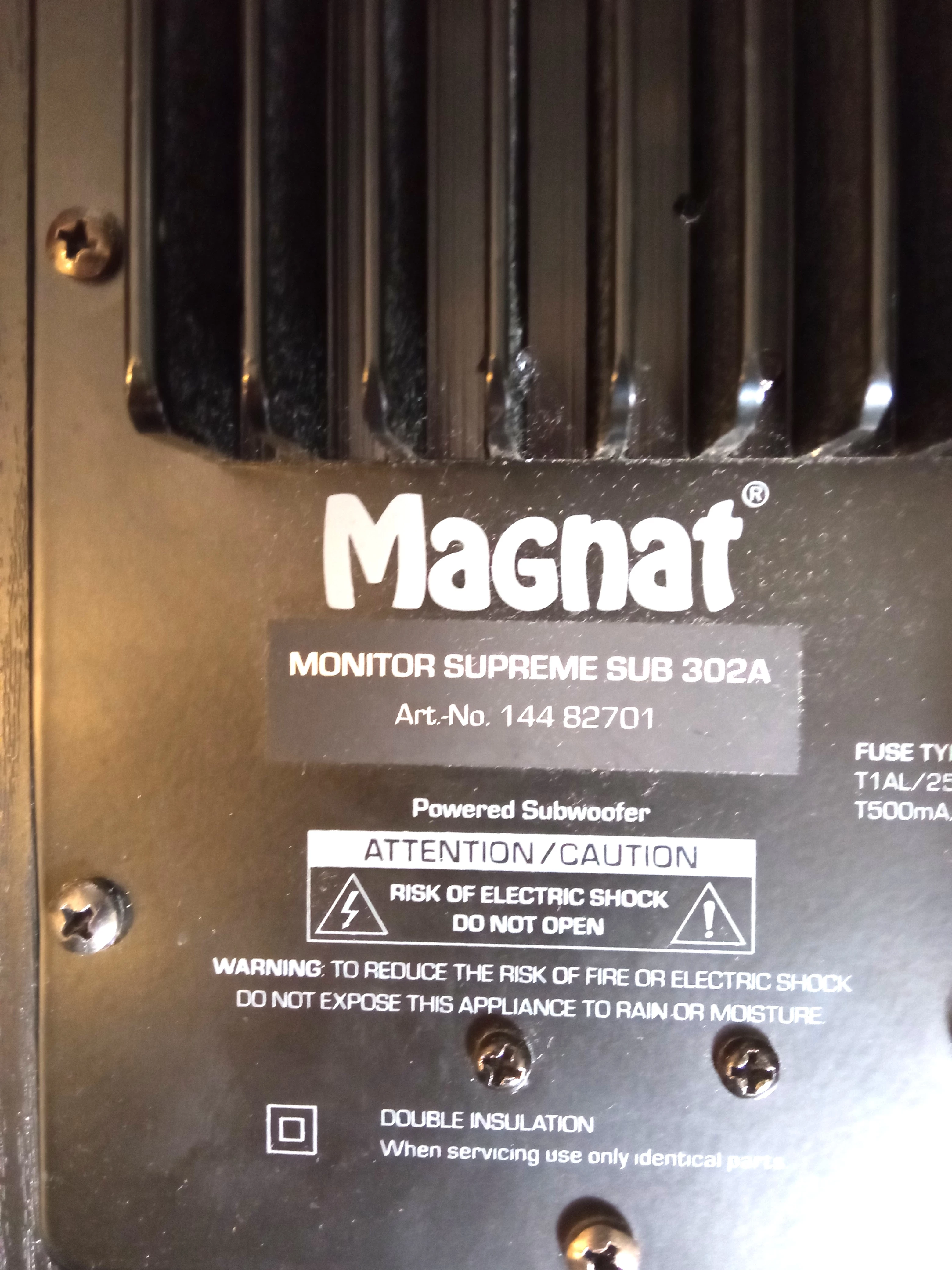 subwoofer-aktywny-magnat-signature-sub-302a-stan-uzywany