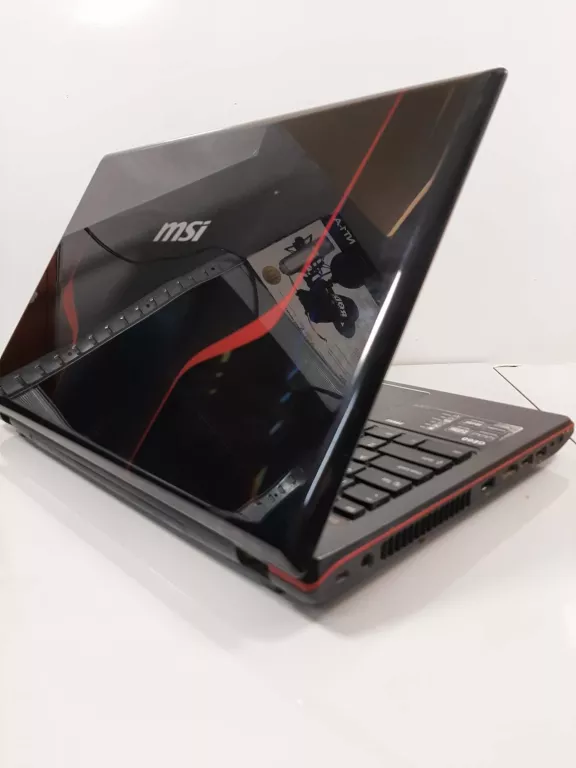 LAPTOP MSI GE60 I5-4200 8/750GB GFORCE GT750M 2GB
