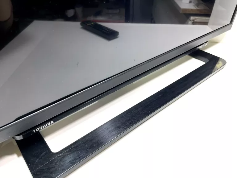 TELEWIZOR TOSHIBA 32L1533DG 32'