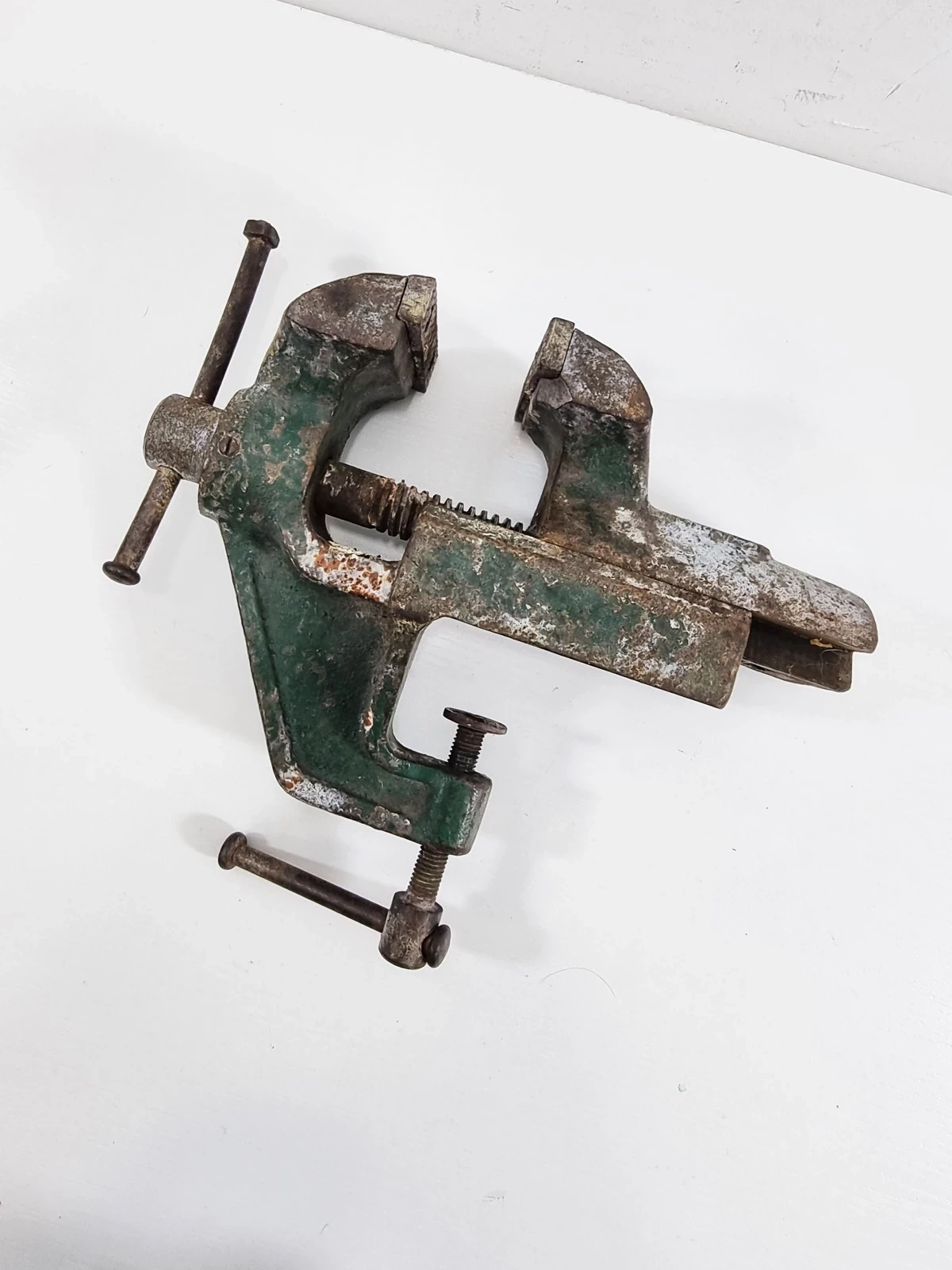 stare-imadlo-slusarskie-8kg-80mm-mickiewicza-1-nidzica