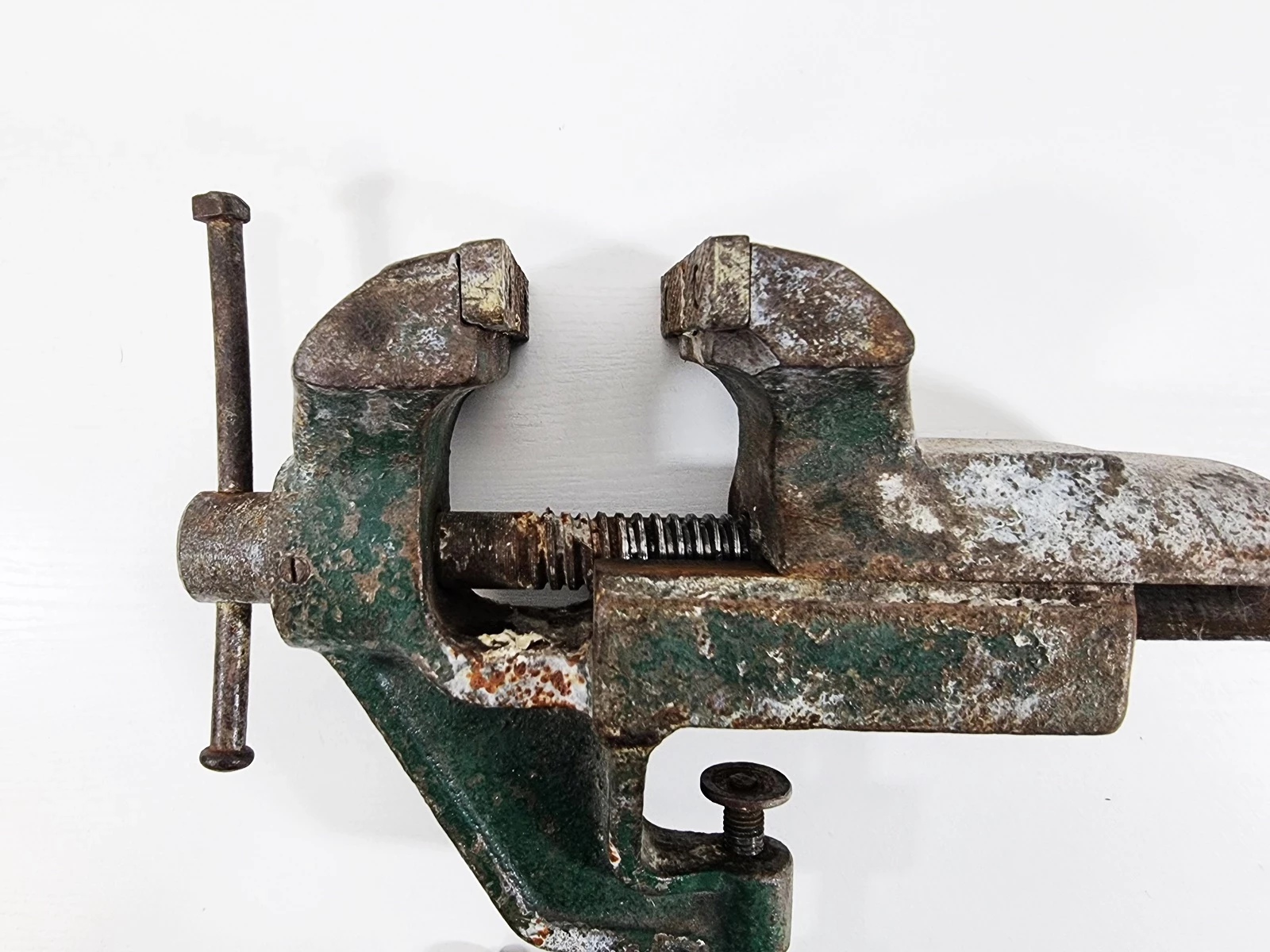 stare-imadlo-slusarskie-8kg-80mm-stan-uzywany