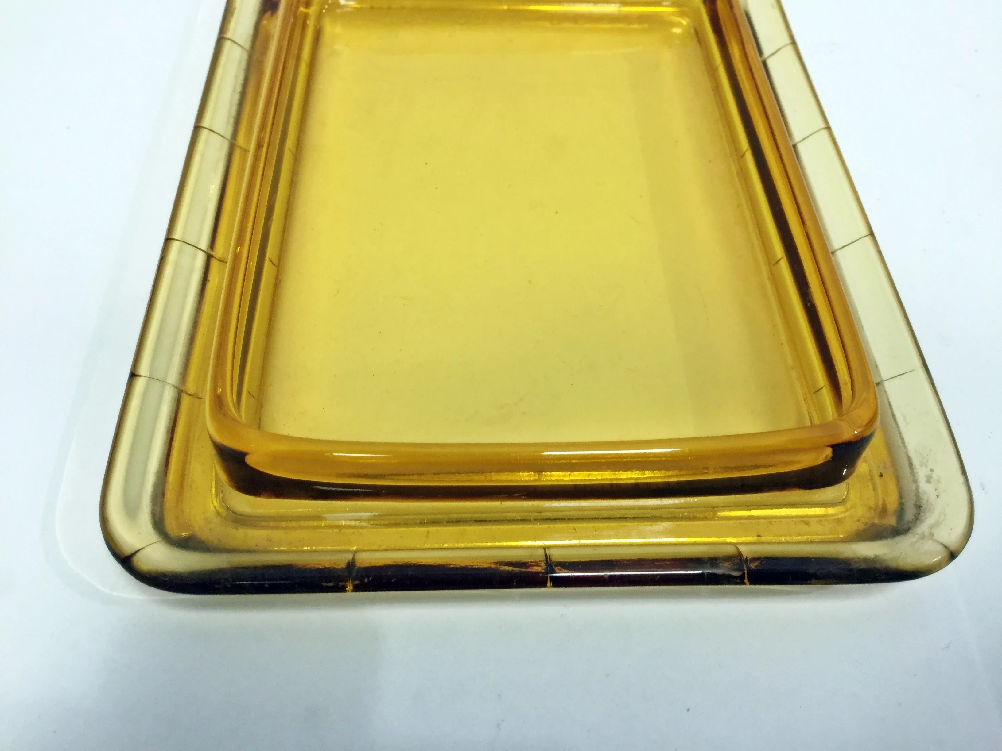 maselniczka-zolta-prl-nie-wymaga-renowacji-plac-imbramowski-121-krakow