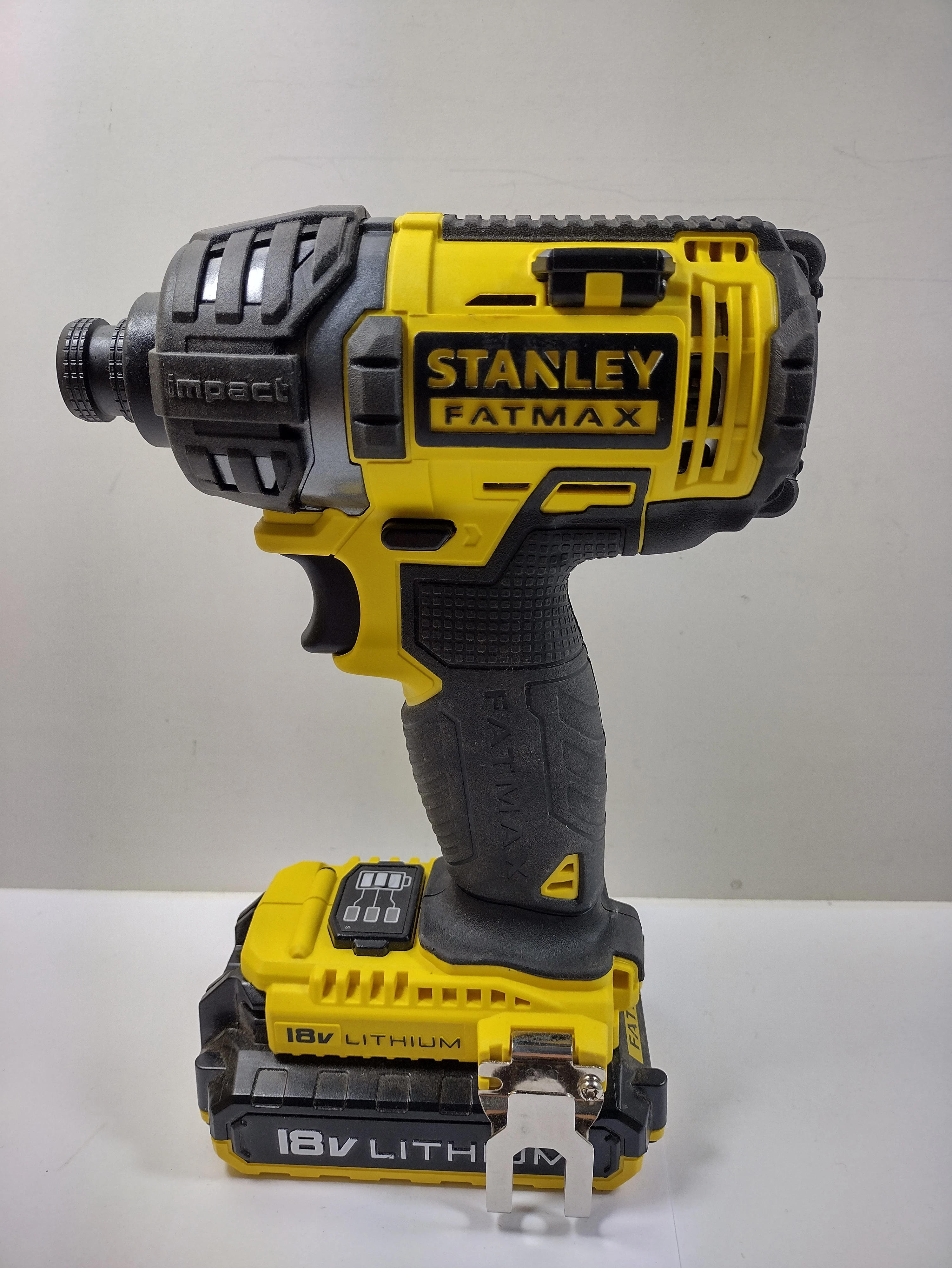 zakretarka-stanley-fmc645-marka-stanley