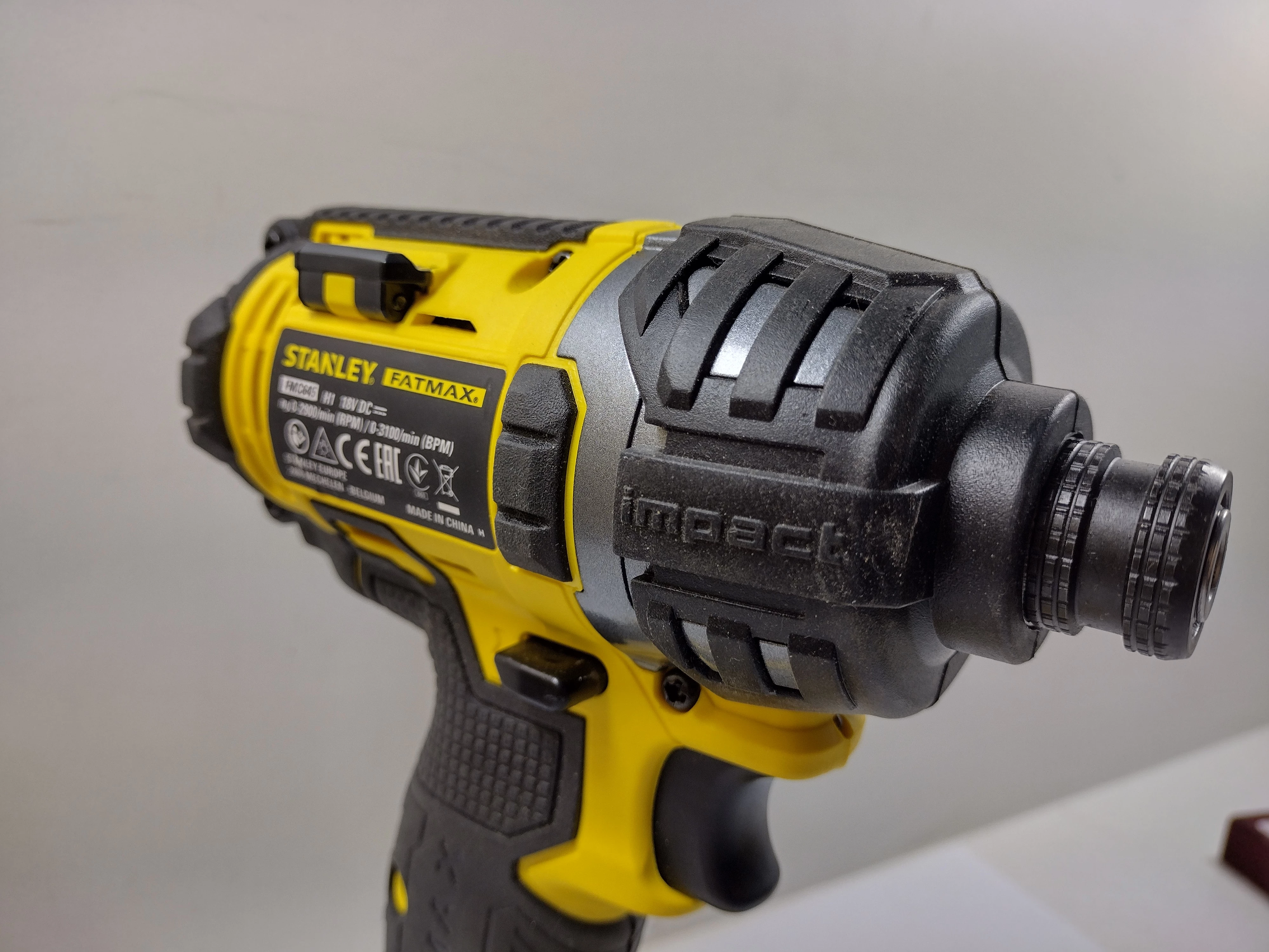 zakretarka-stanley-fmc645-pulawska-26-warszawa