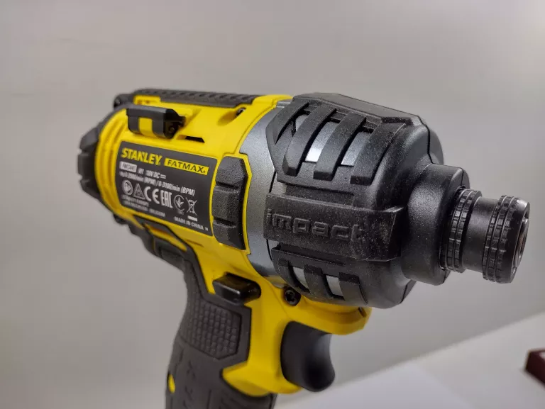 ZAKRETARKA STANLEY FMC645
