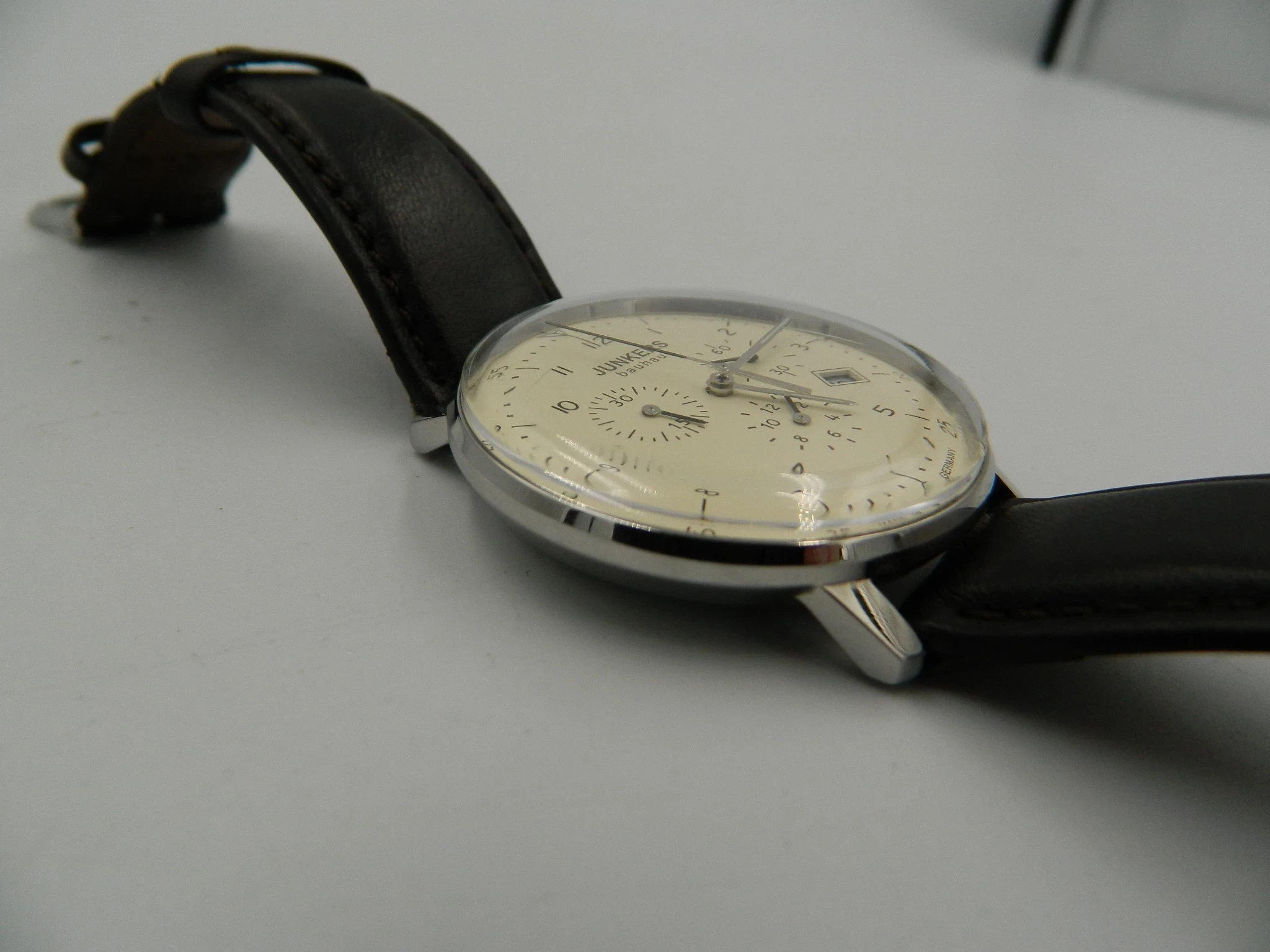 zegarek-junkers-bauhaus-6086-5-mechanizm-kwarcowy