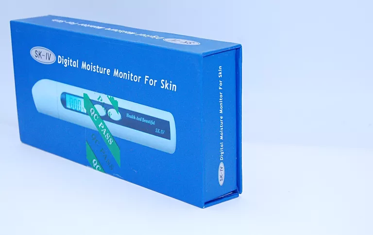 DIGITAL MOISTURE MONITOR FOR SKIN