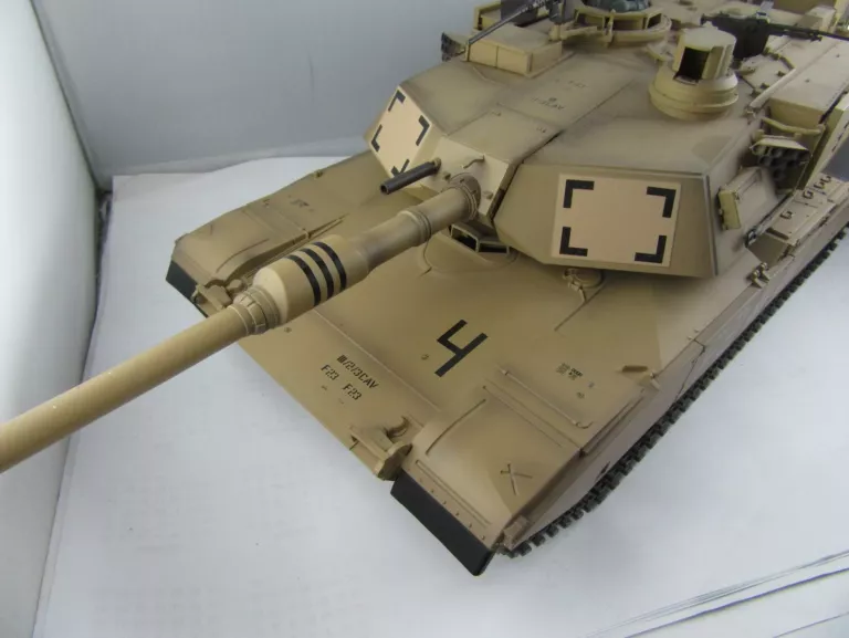 czolg-abrams-m1a2-steel-heng-long-strzela-wielka-rzeznicka-1-srem