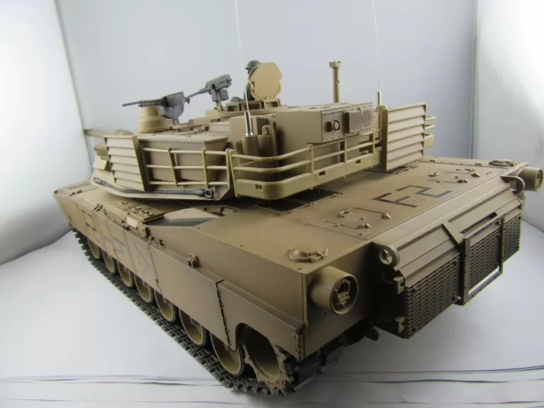 czolg-abrams-m1a2-steel-heng-long-strzela-wiek-dziecka-14-lat