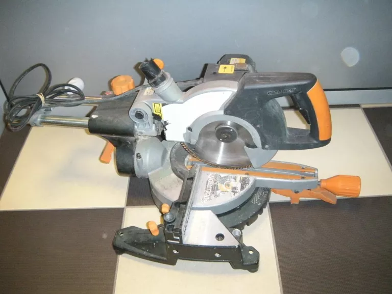 PILARKA UKOSOWA EVOLUTION C142U0760 1500W