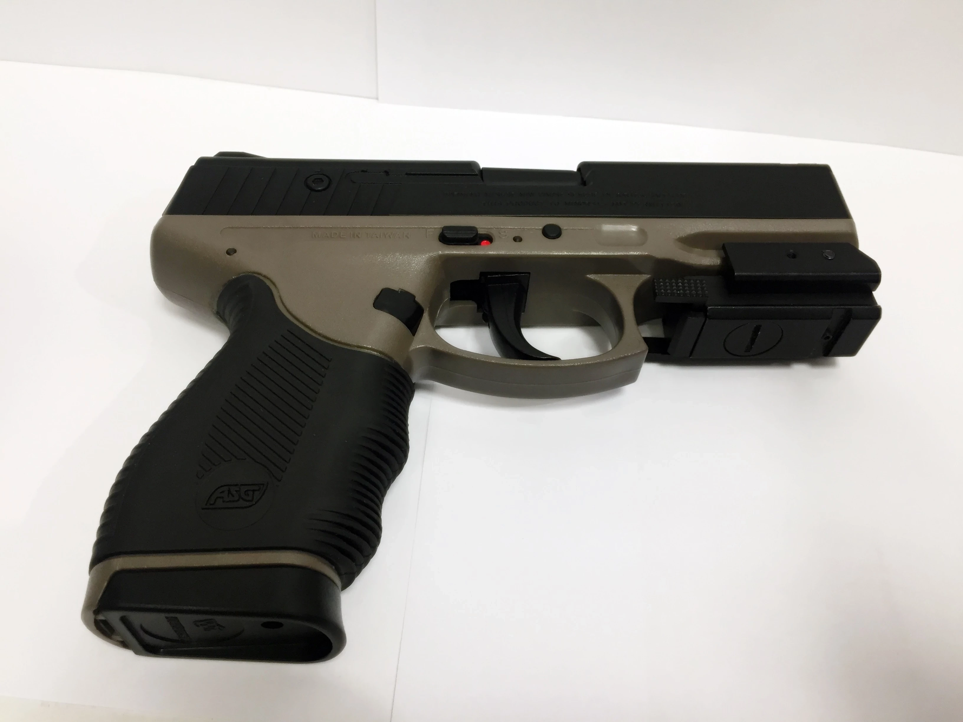 pistolet-asg-sport-106-d-laser-micro-laser-sight-rodzaj-pistolet